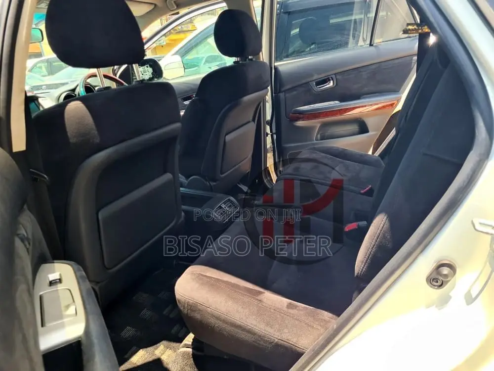 Toyota Harrier 2.4 2012 White