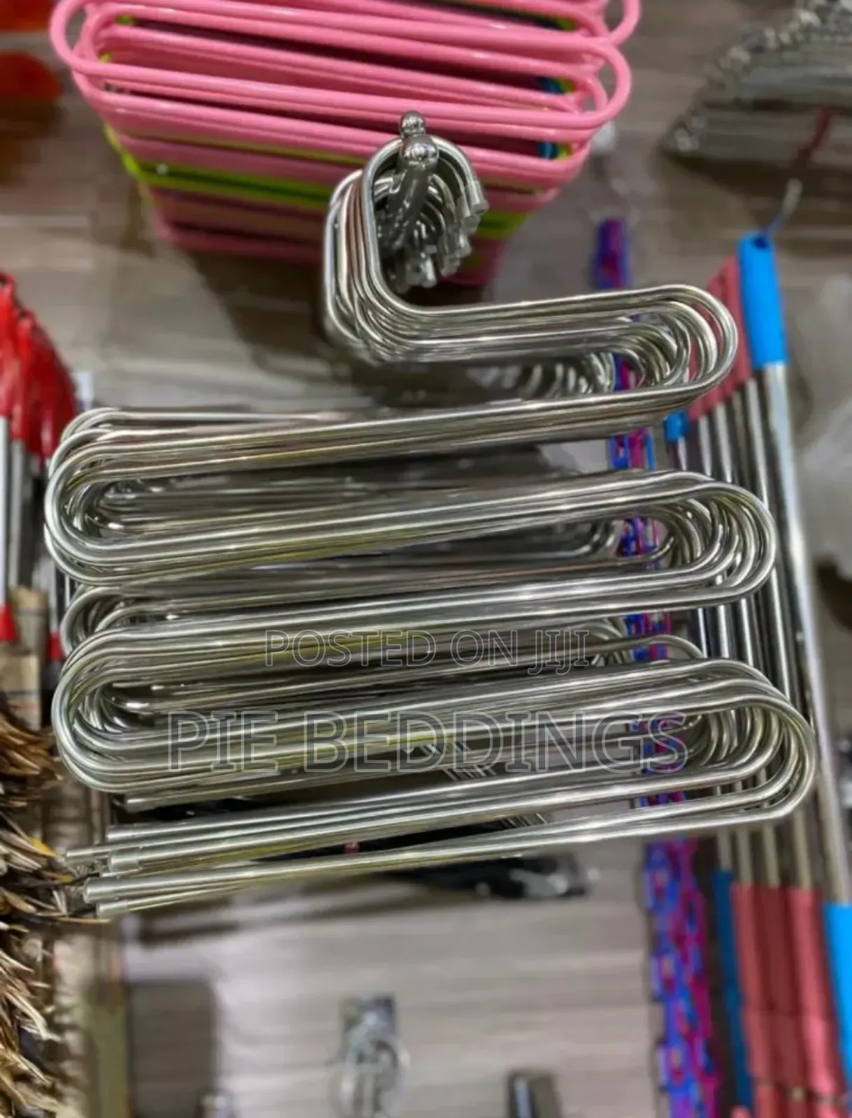 S Metallic Hangers