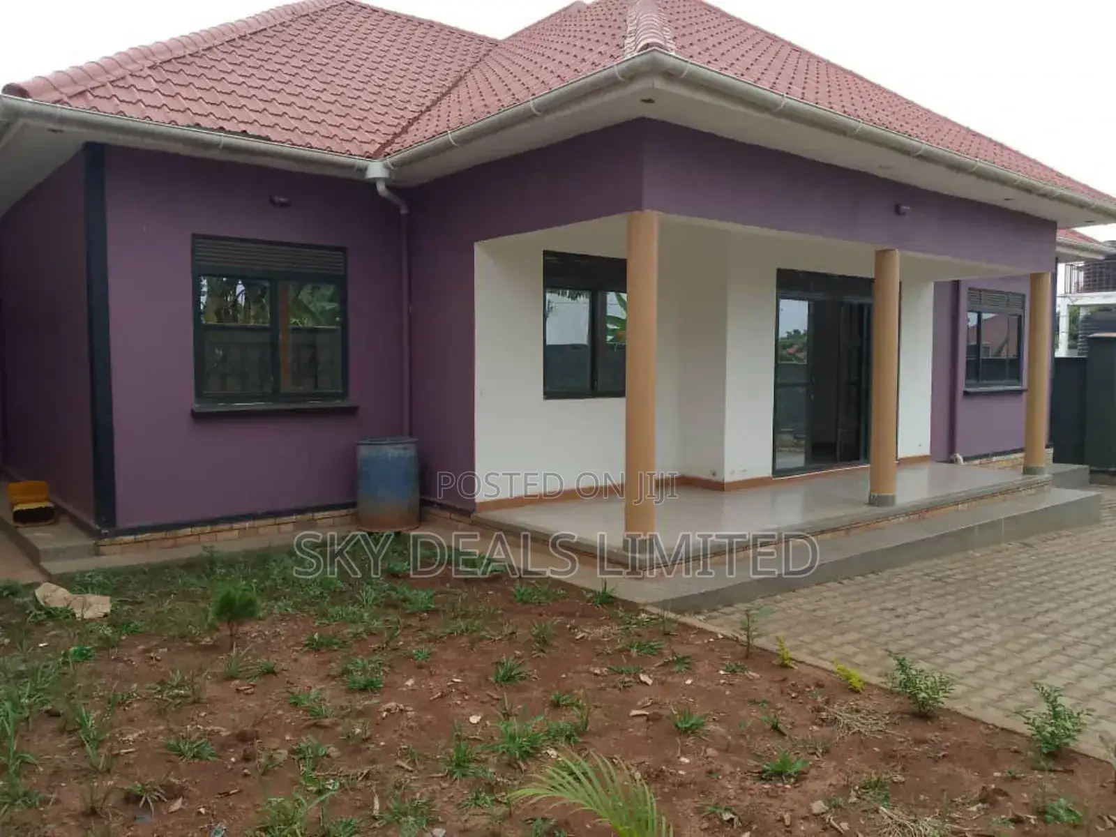 3bdrm Mansion in Buwate, Nakawa for rent