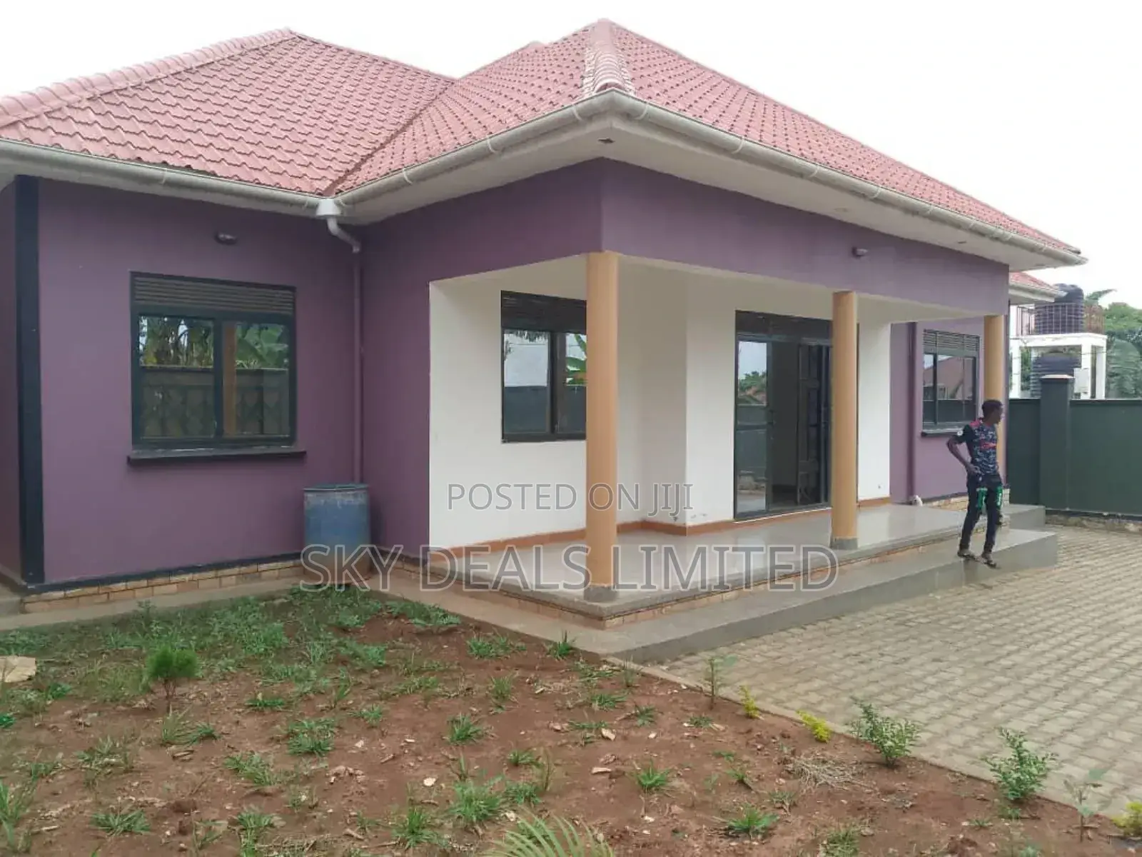 3bdrm Mansion in Buwate, Nakawa for rent