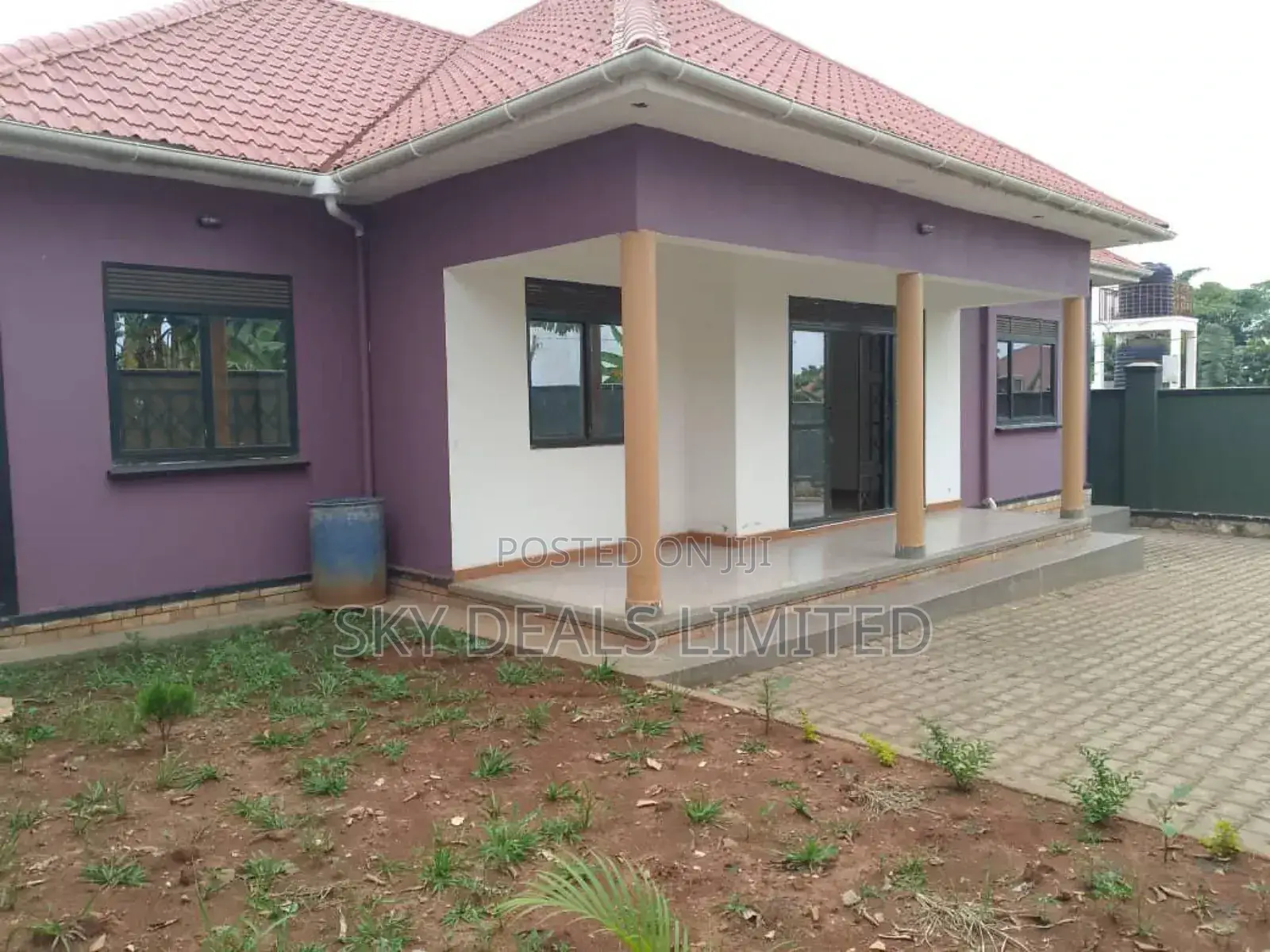 3bdrm Mansion in Buwate, Nakawa for rent