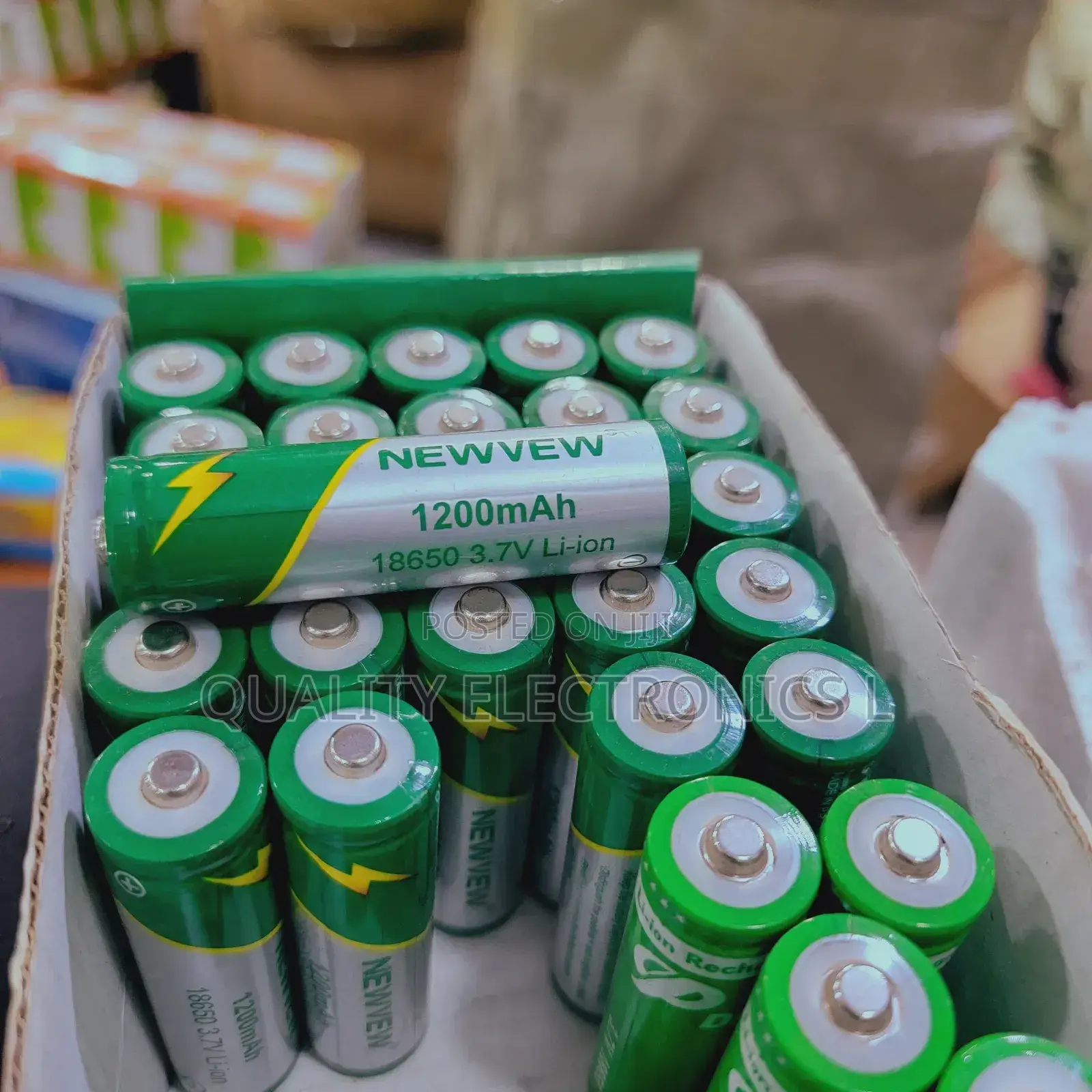 Newvew 3.7v Rechargeable Batteries