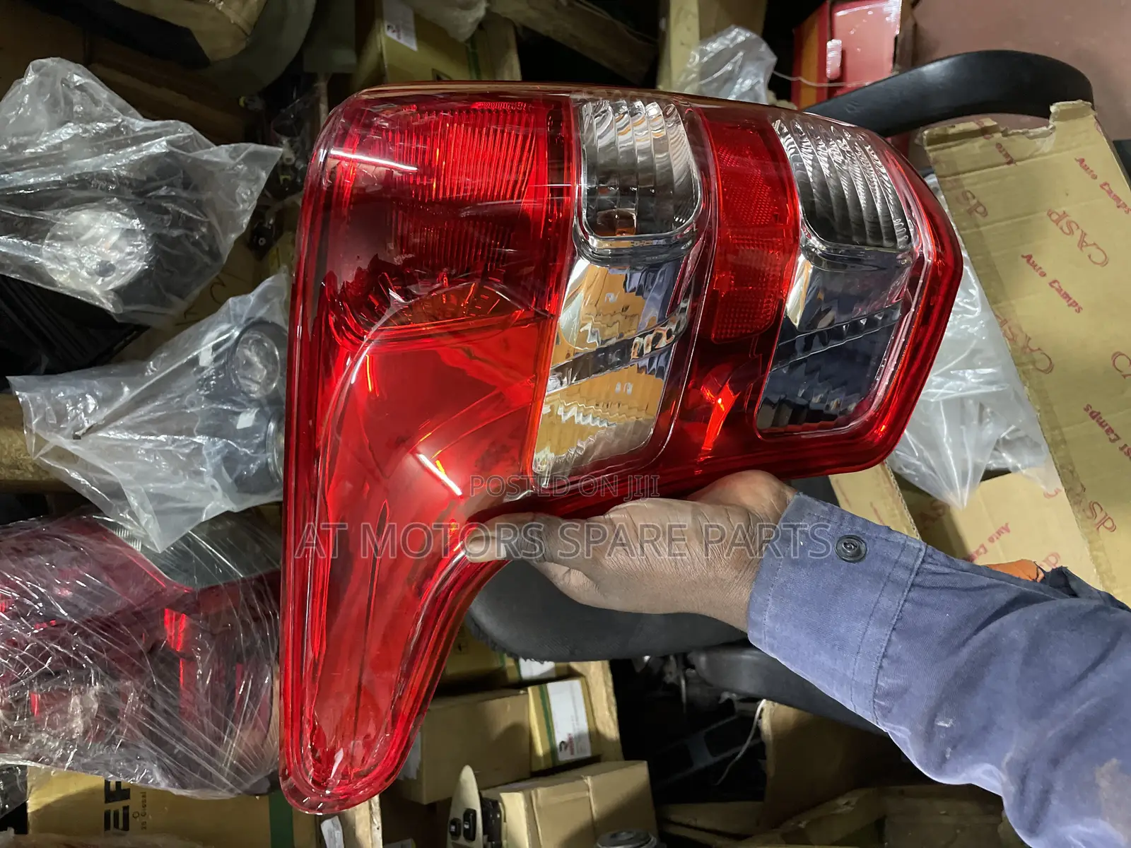 Backlight for L200 2015