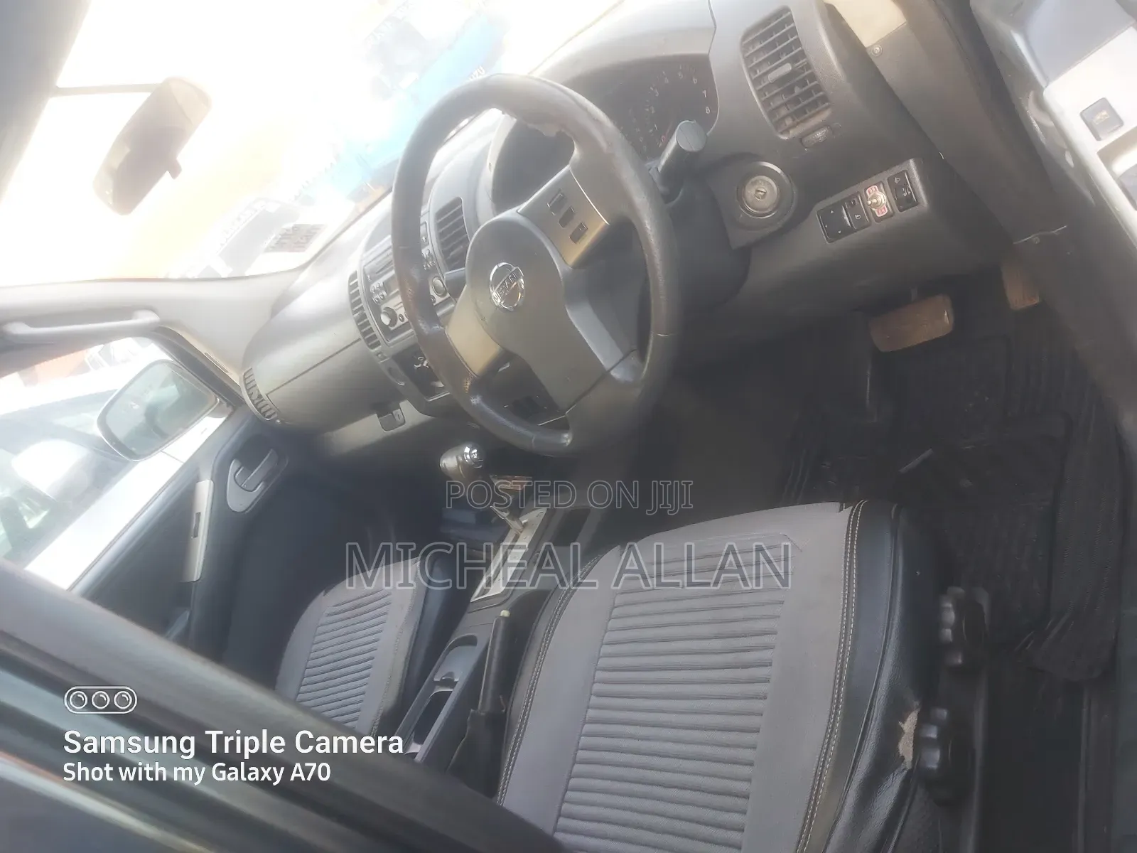 Nissan Navara 2004 Black