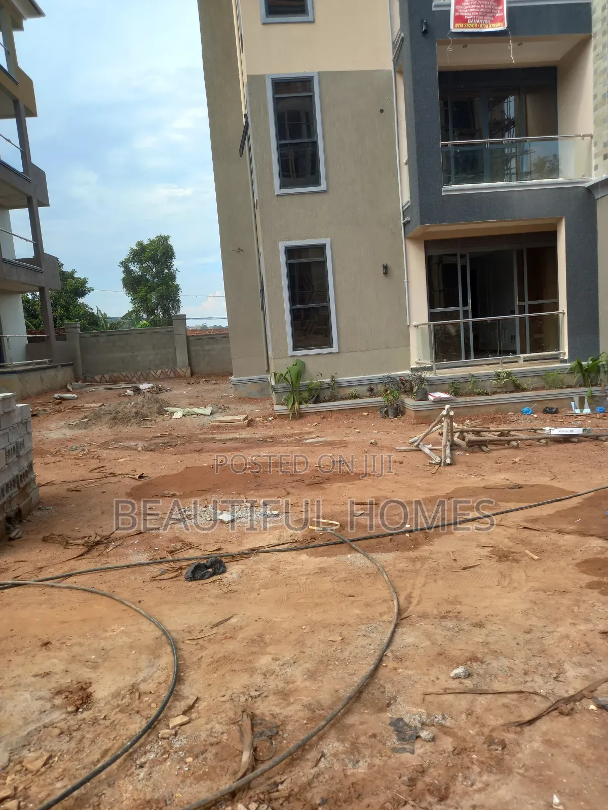 Furnished 2bdrm Block of Flats in Kisaasi, Central Division for sale
