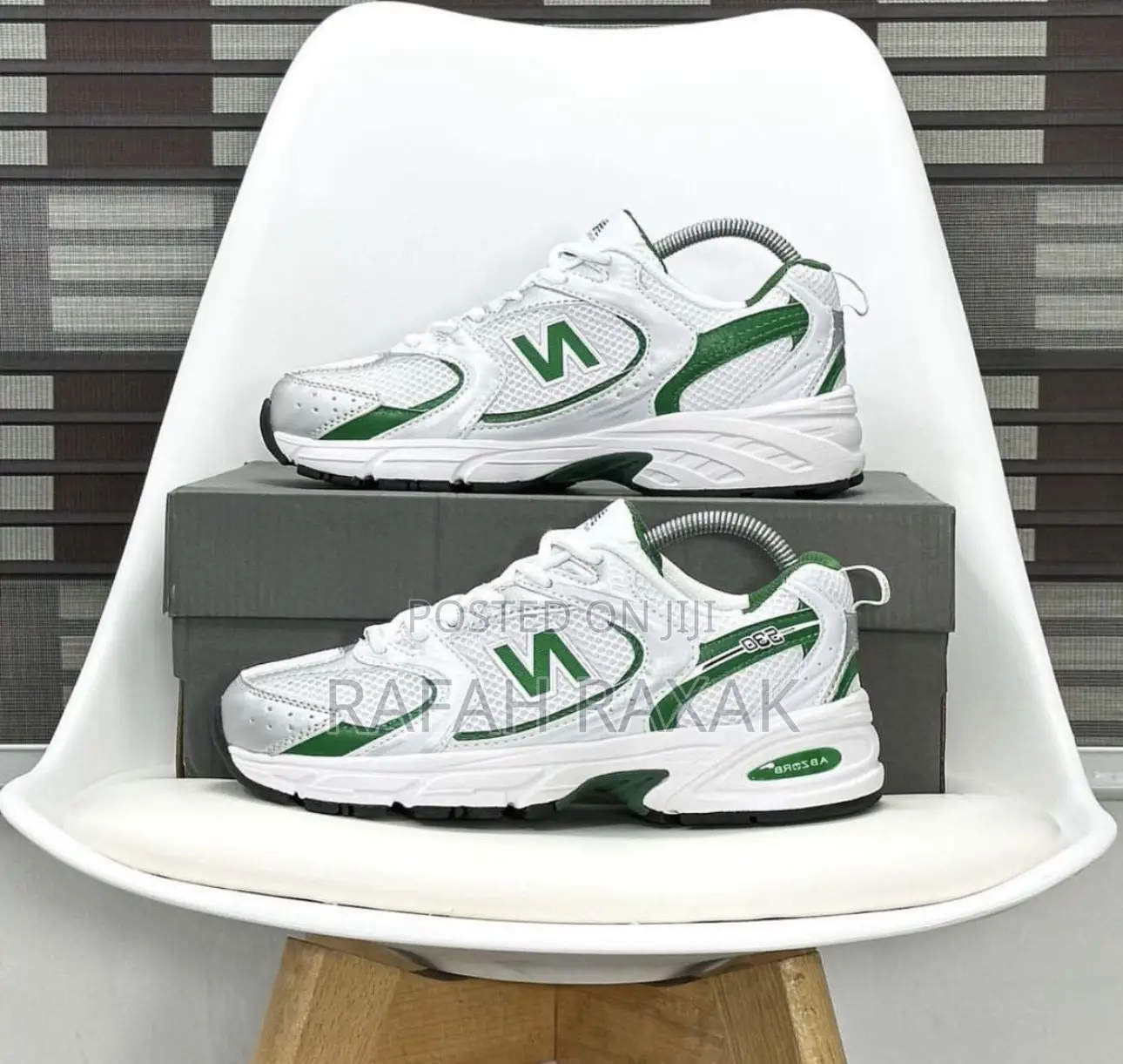 Original Unisex White/Green New Balance 530 Running Sneakers