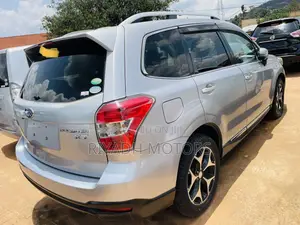 Subaru Forester 2.0XT Premium 4dr SUV AWD (2.0L 4cyl Turbo CVT) 2015