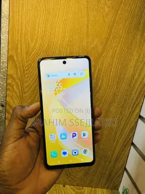 Infinix Smart 8 64 GB Black