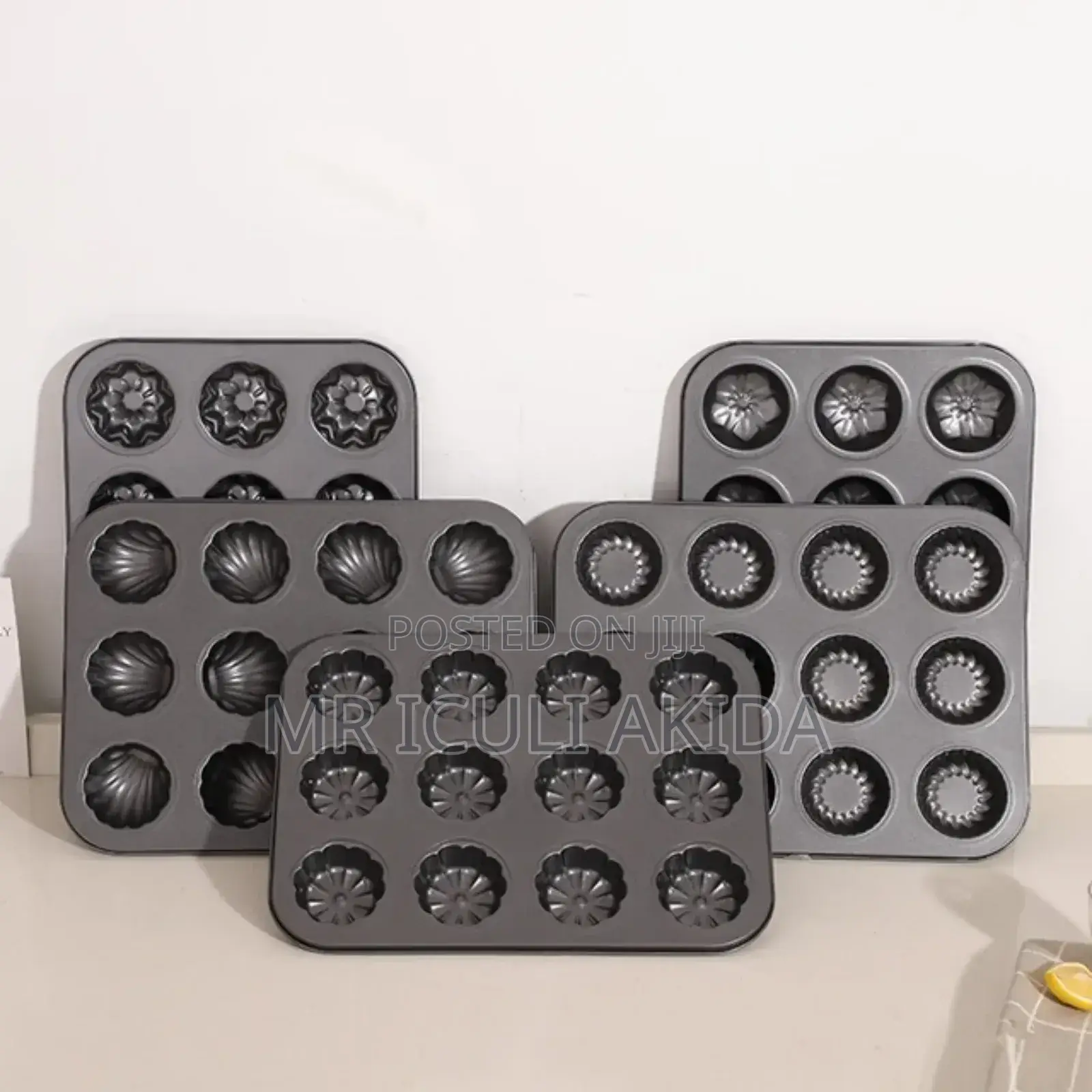 12pcs Peach Shape Nonstick Muffin Molds Baking Pan WTH Holes
