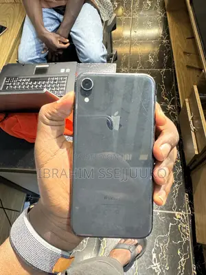 Apple iPhone XR 64 GB Gray