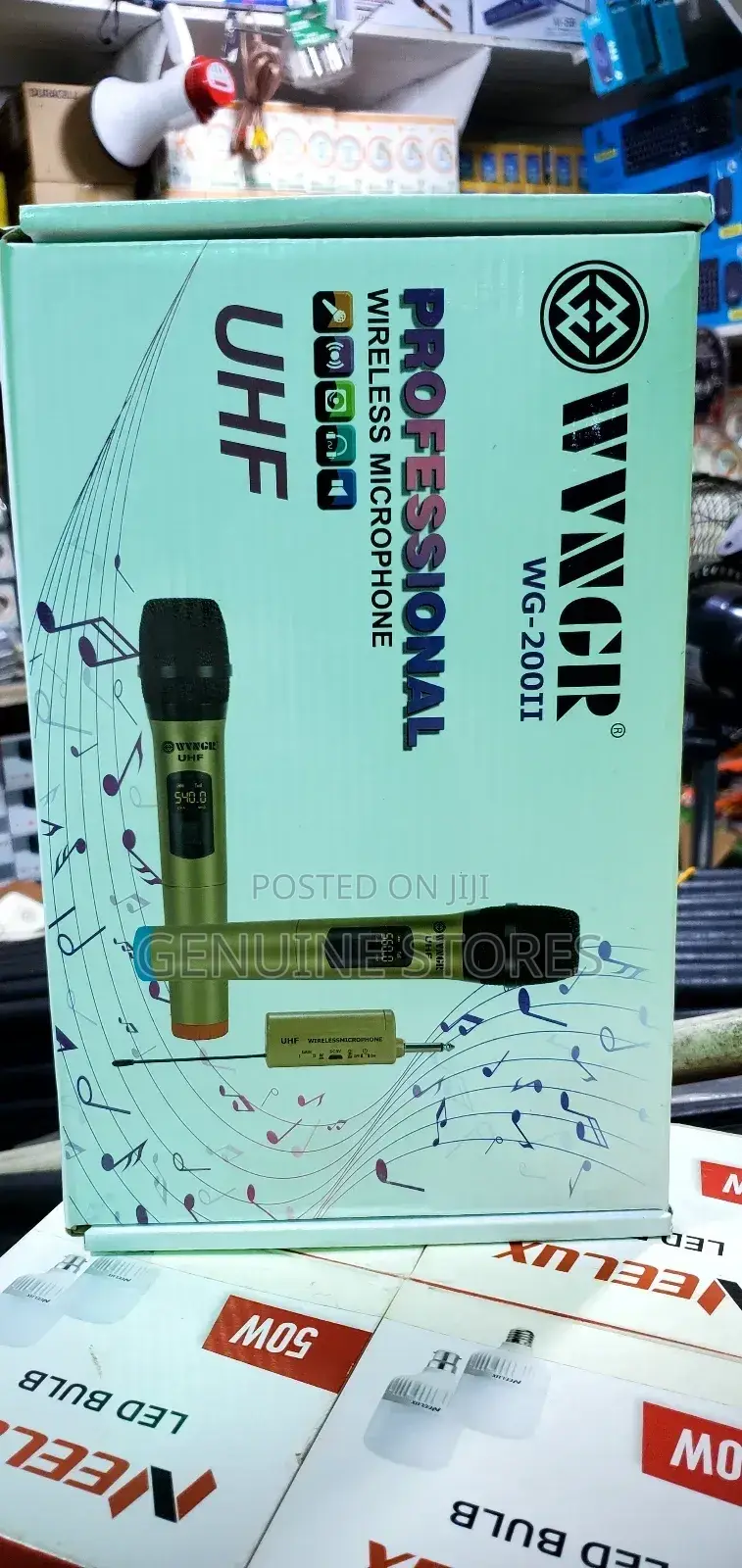 Microphone