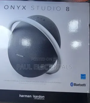 Onyx Studio 8