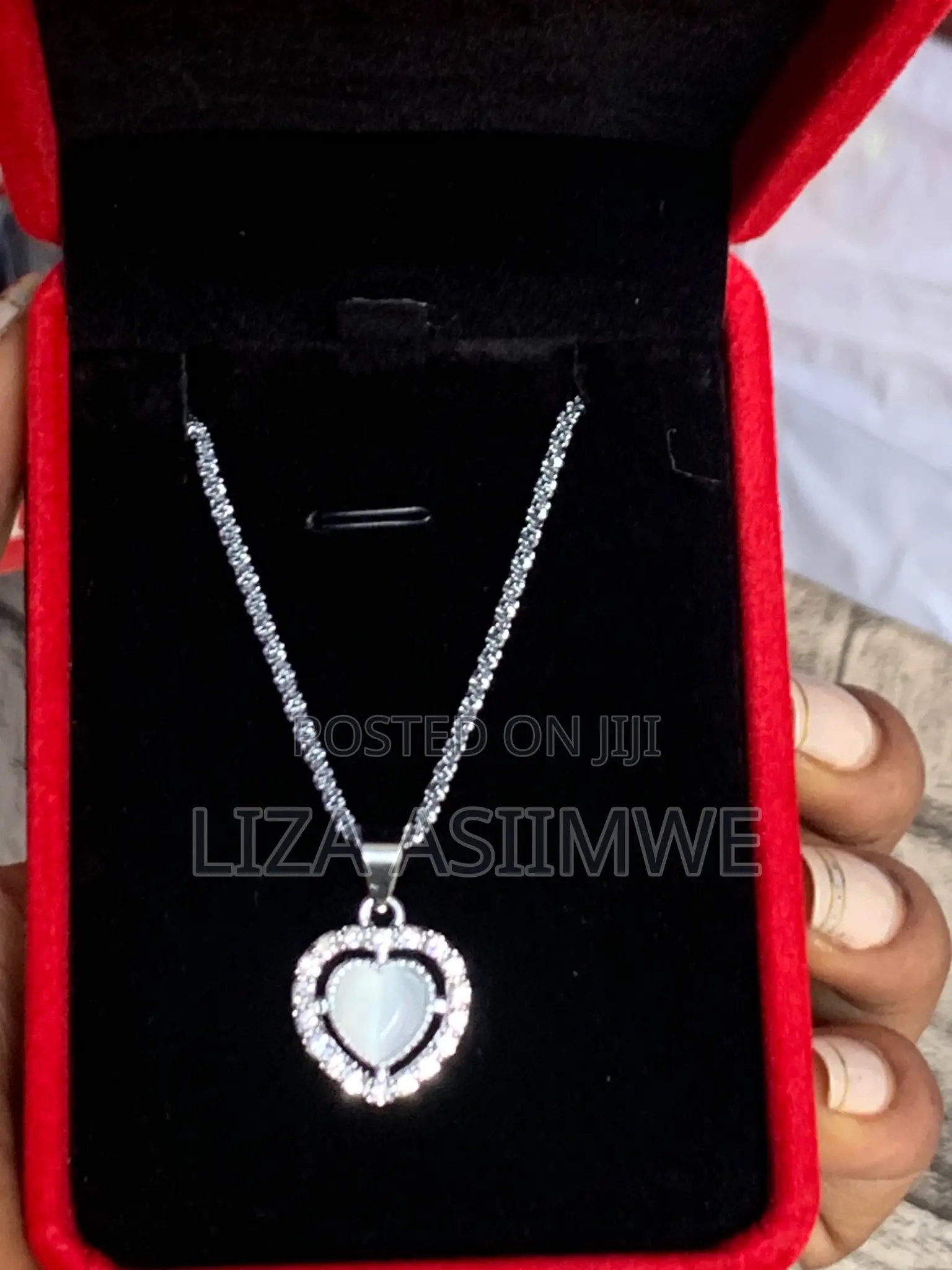 Decor Heart Charm Necklace for Lady’S