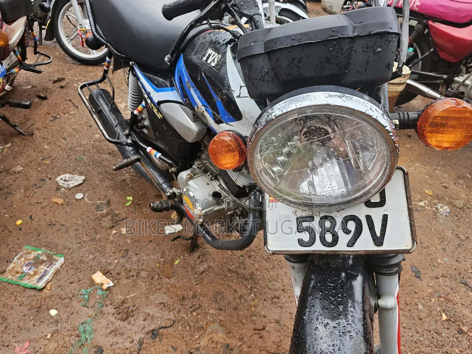 TVS HLX 125 2022 Red