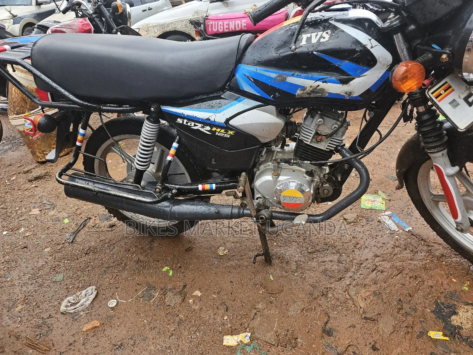 TVS HLX 125 2022 Red