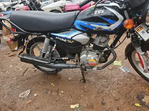 TVS HLX 125 2022 Red