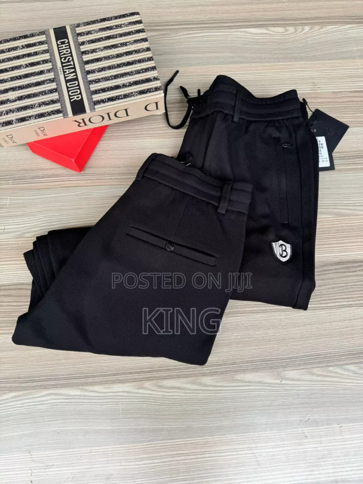 Amor Plain Sweater Pants
