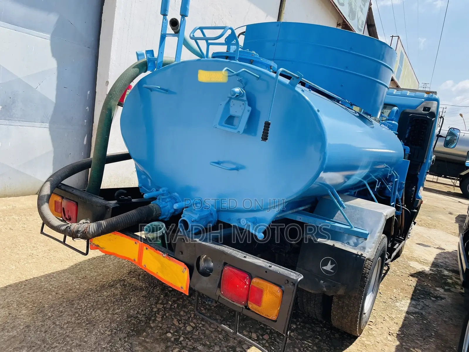 Hino Sewage Tank