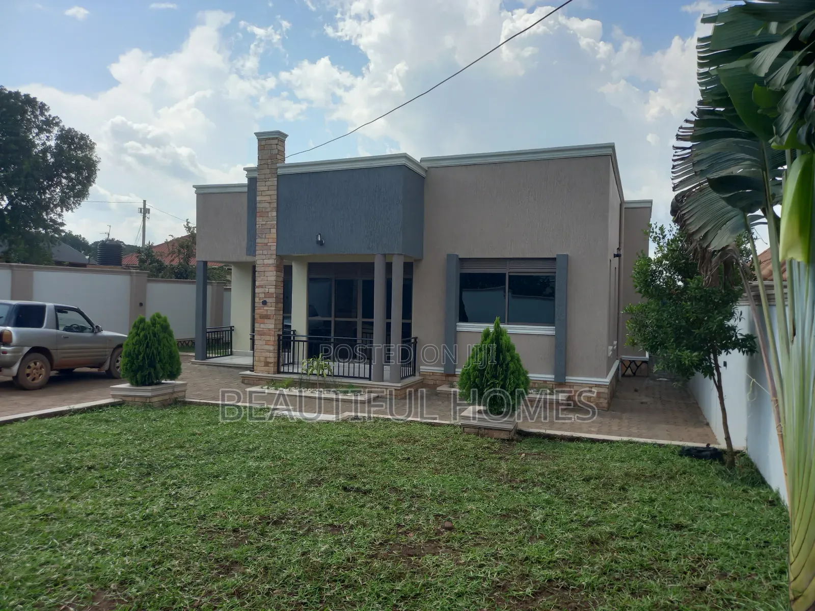 Furnished 4bdrm House in Kira for sale