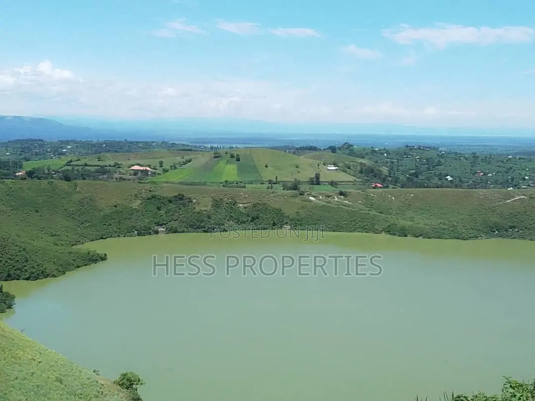 3acres of Commercial Land on Sale Located in Tooro Region
