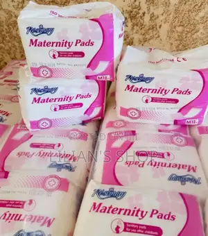 Light Box Comfortable Maternity Pads
