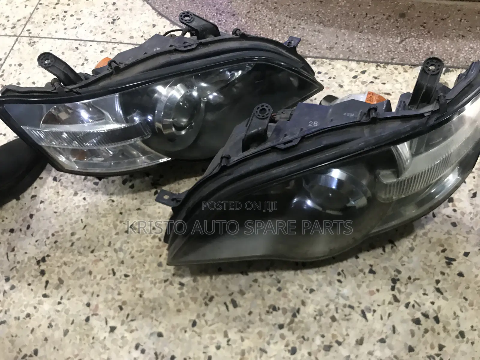 Headlamps Subaru Legacy 2004