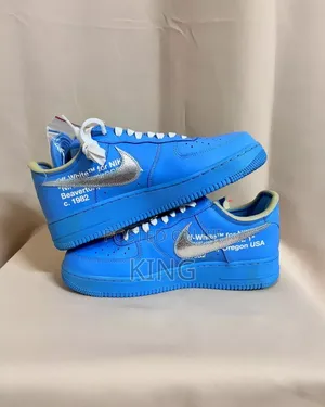 Factual Air Force 1 Low 'MCA Offwhite