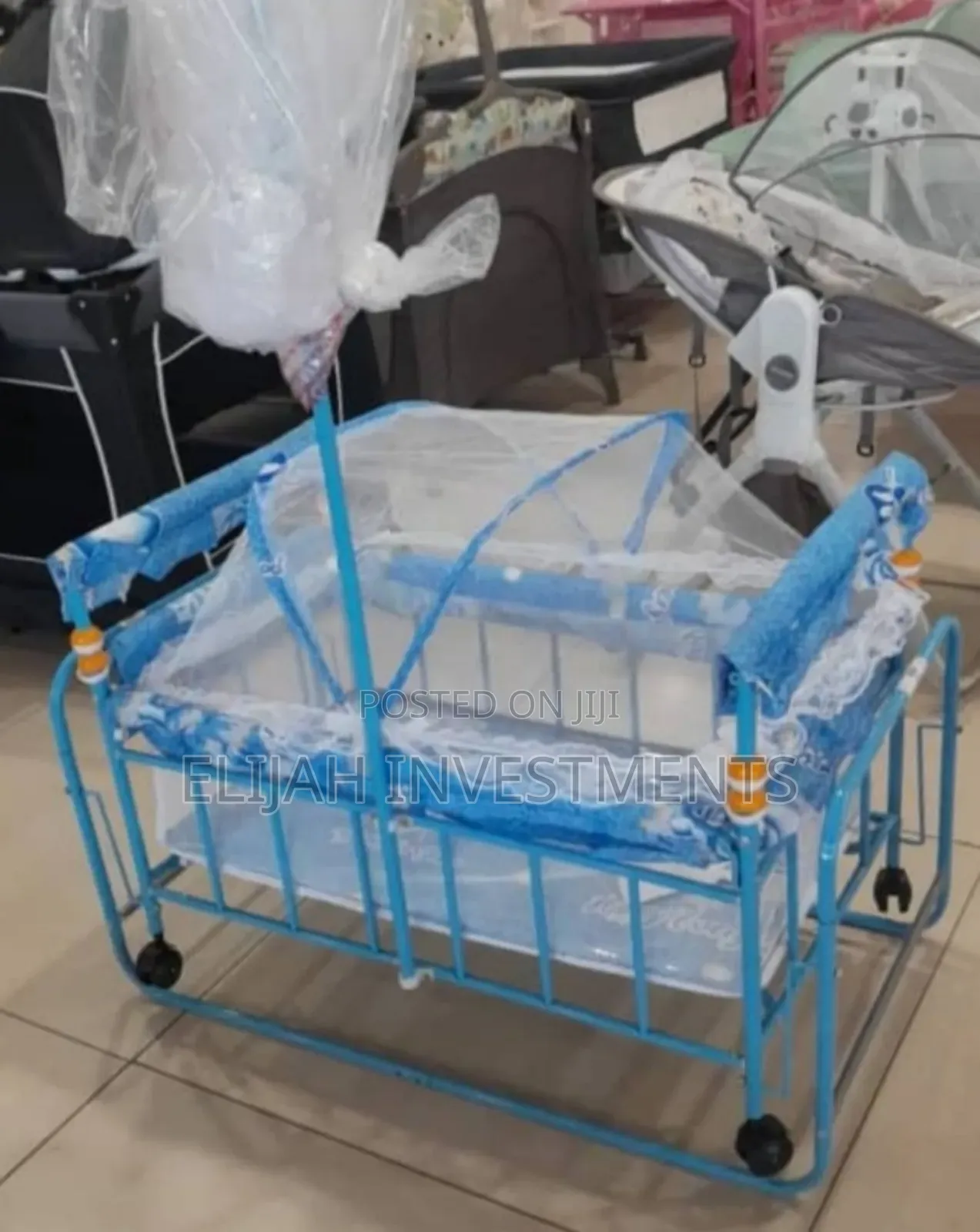 New Durable Baby Crib With Wheels Blue 2 in 1