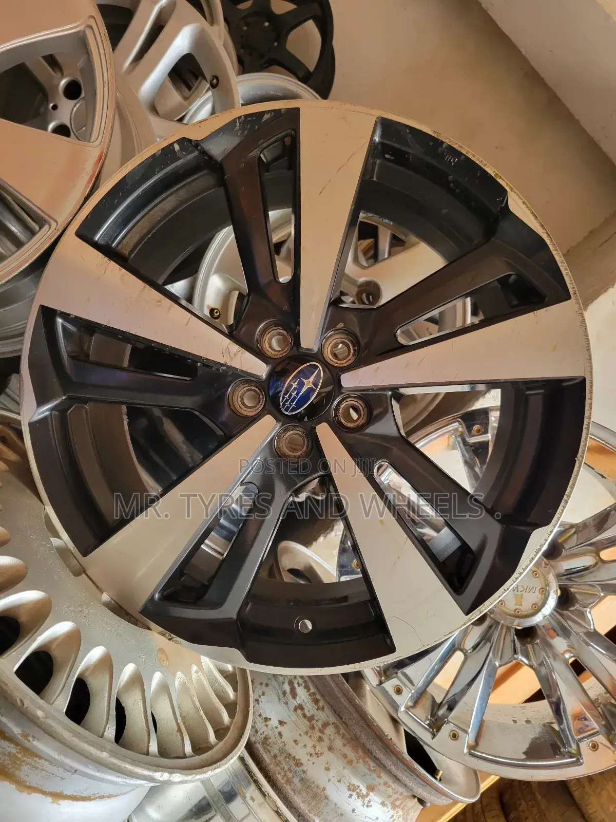 It Is a Set of Rims Size 18 Subaru Original Japan Low Price