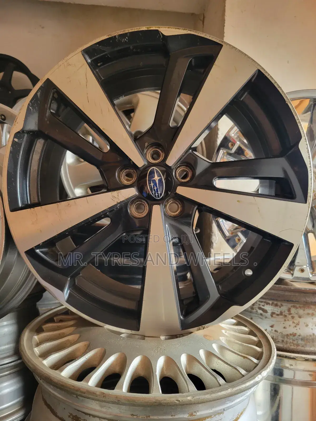 It Is a Set of Rims Size 18 Subaru Original Japan Low Price