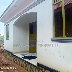 2bdrm House in Buloba, Division A for sale