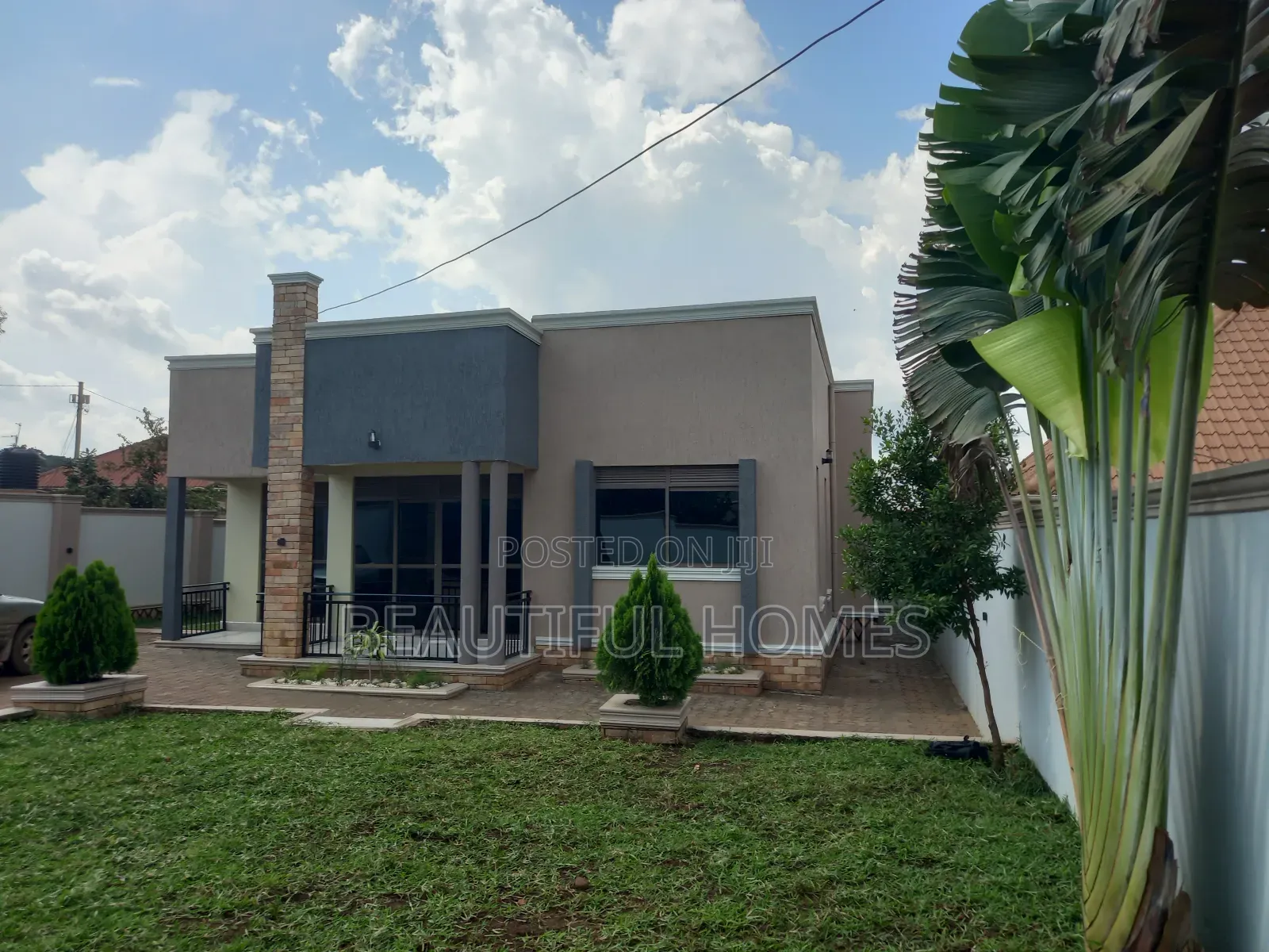 Furnished 4bdrm House in Kira for sale