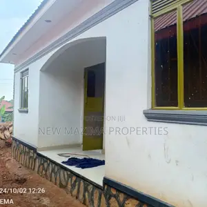 2bdrm House in Buloba, Division A for sale