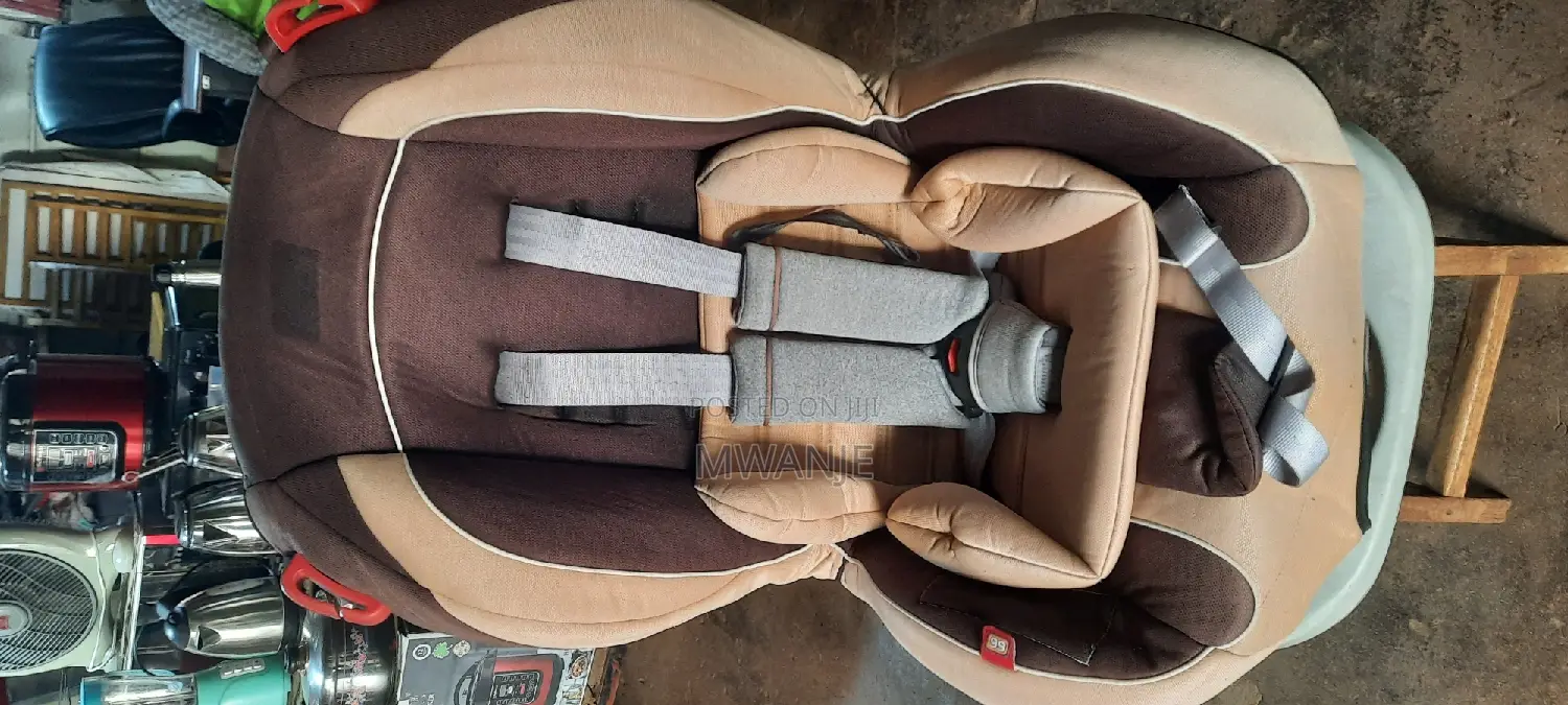 Newbaby Car Seats
