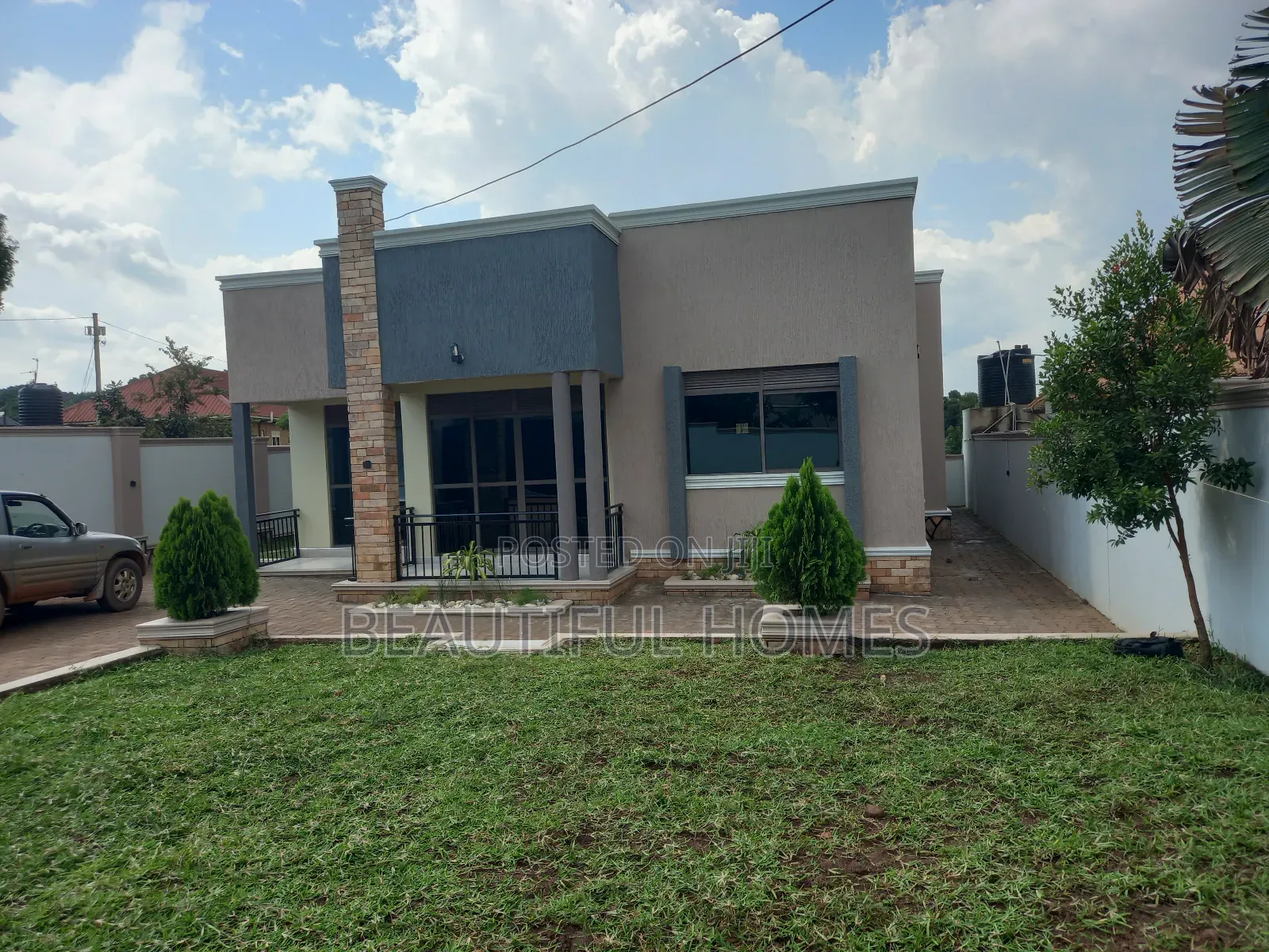 Furnished 4bdrm House in Kira for sale