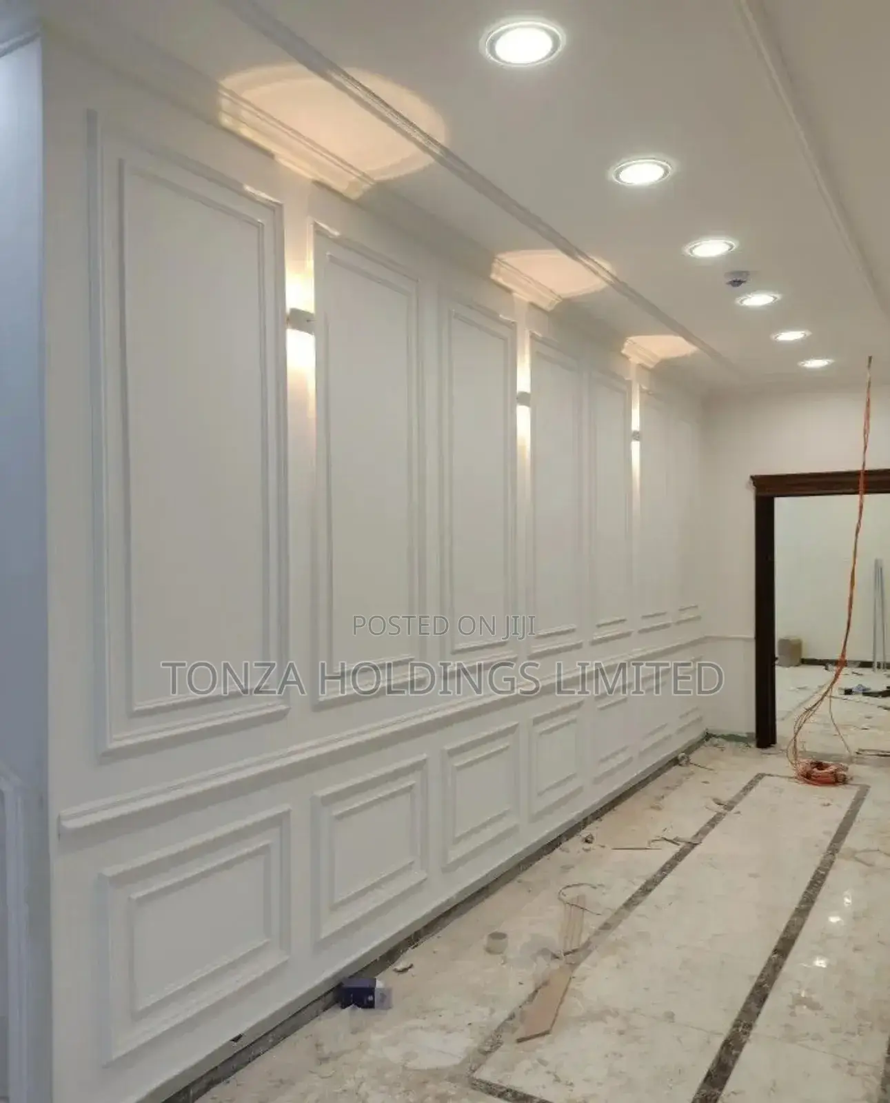 Beautiful and Executive Wall Moldings