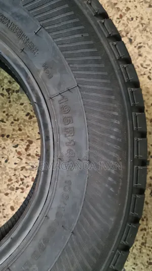 195r14c Onyx Tyres
