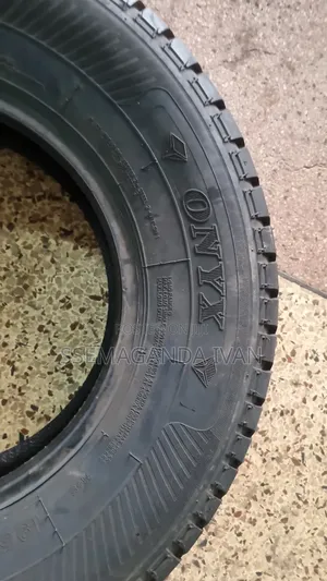195r14c Onyx Tyres