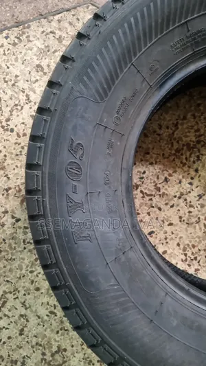 195r14c Onyx Tyres