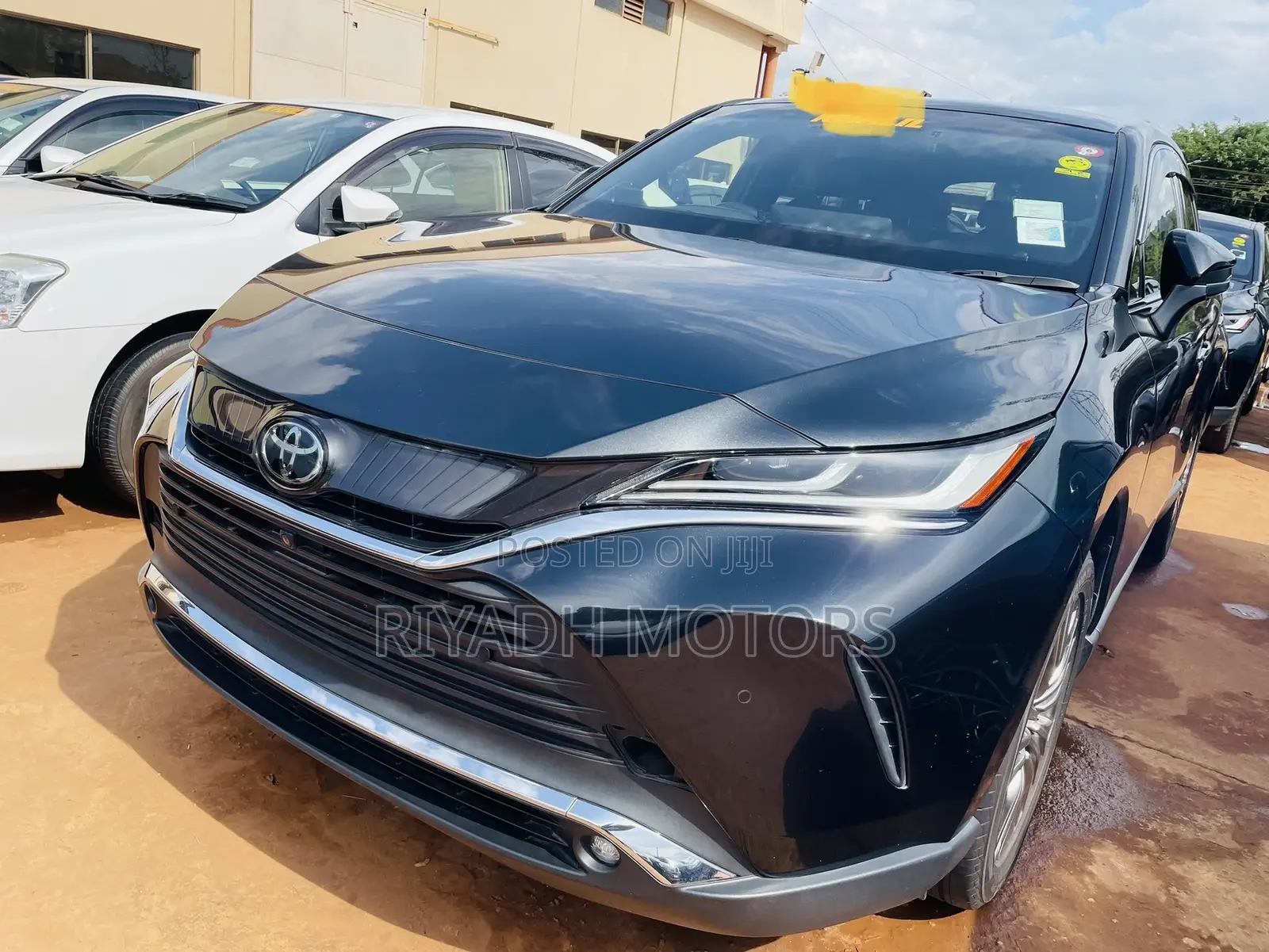 Toyota Harrier 2.0 2020 Gray
