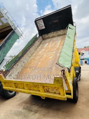 Hino Dumper Ranger