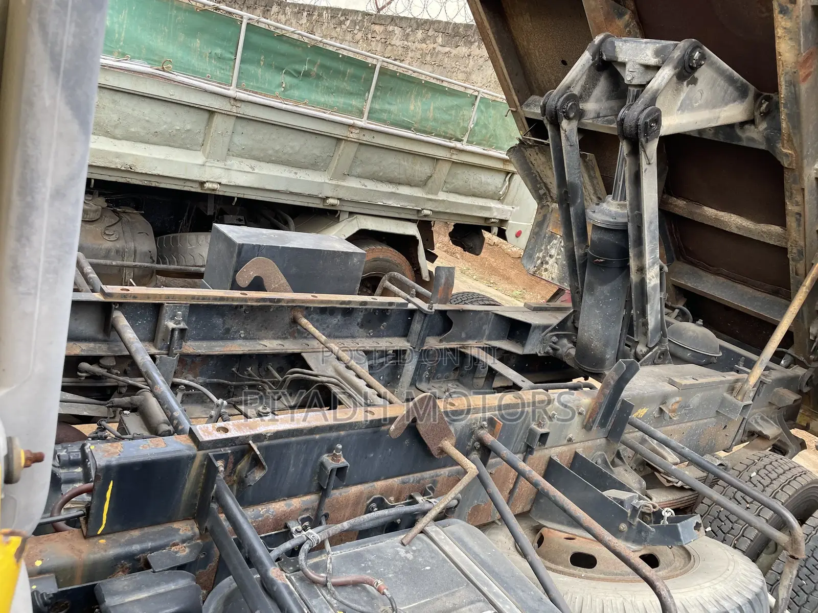 Hino Dumper Ranger