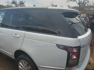 Land Rover Range Rover 2022 White