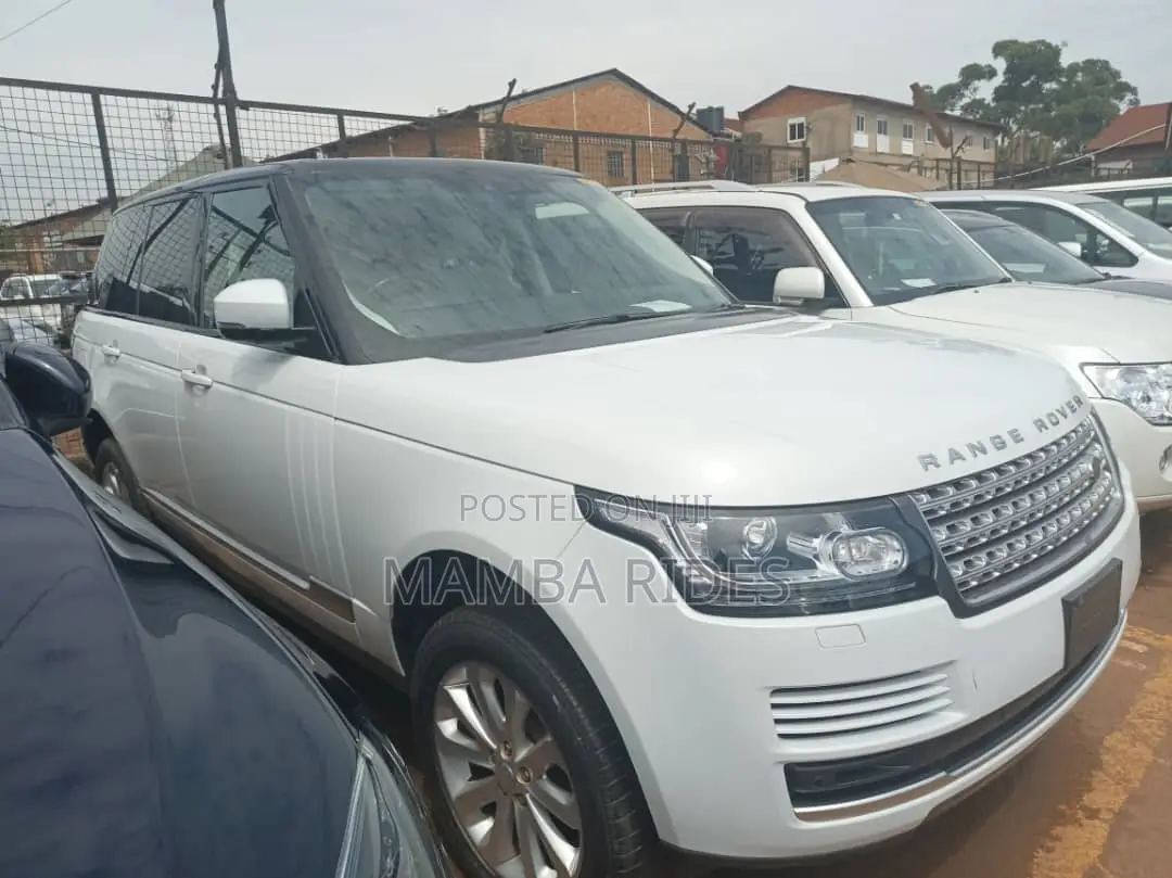 Land Rover Range Rover 2022 White