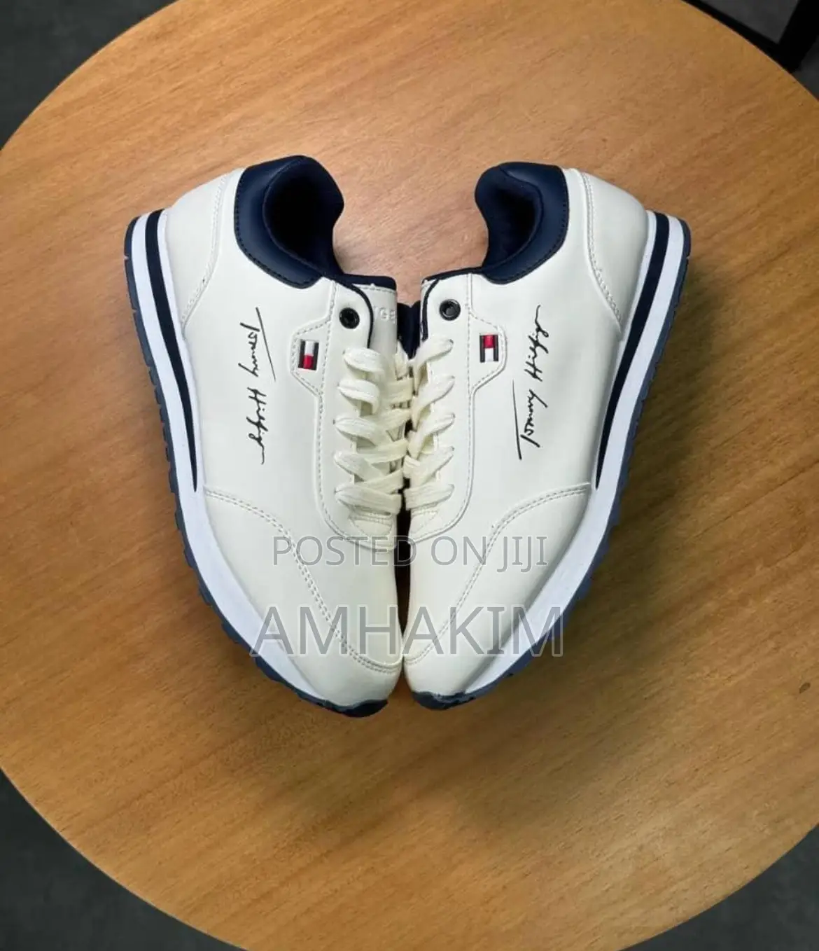 New Tommy Hilfiger Twlaces Sneakers in Stock
