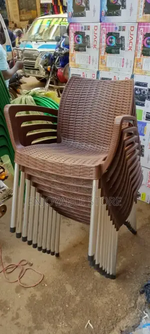 Ratten Plastic Chairs Plastic Chairs