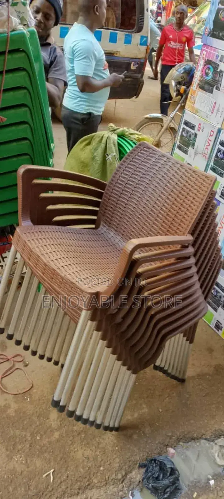 Ratten Plastic Chairs Plastic Chairs