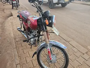 Boss Hoss BH3 2023 Red