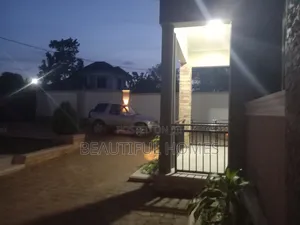 Furnished 4bdrm House in Kira for sale