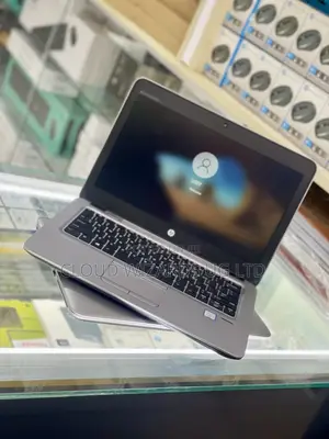 Laptop HP EliteBook 820 G3 8GB Intel Core I5 SSHD (Hybrid) 256GB